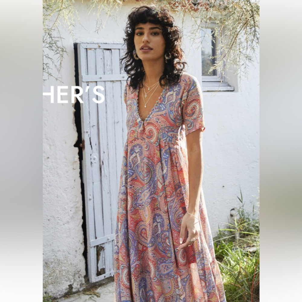 NWT Molly Bracken paisley midi dress.  Size XS